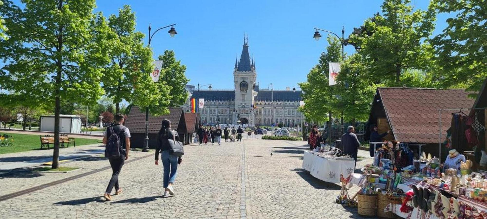 Exodus - Iasi City Center Bagian luar foto